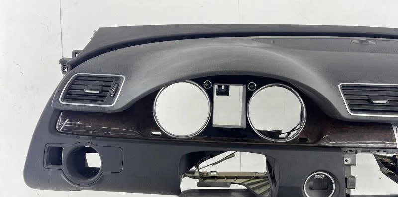 Planche de bord VOLKSWAGEN PASSAT 6 occasion