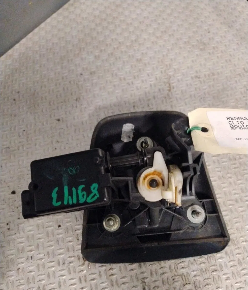Poignee ext hayon Renault CLIO II (BB_, CB_) 1.5 dci (b-c2j) (2004-2012) occasion