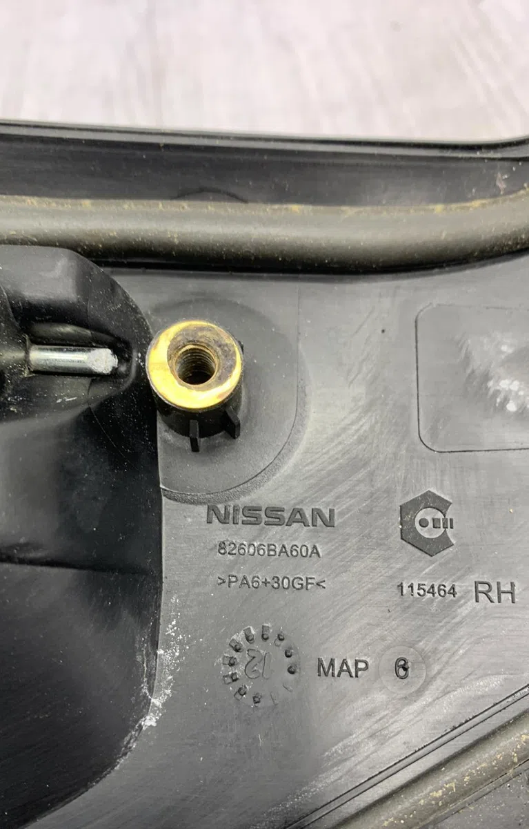 Poignee ext porte ard NISSAN JUKE 1 PHASE 1 occasion