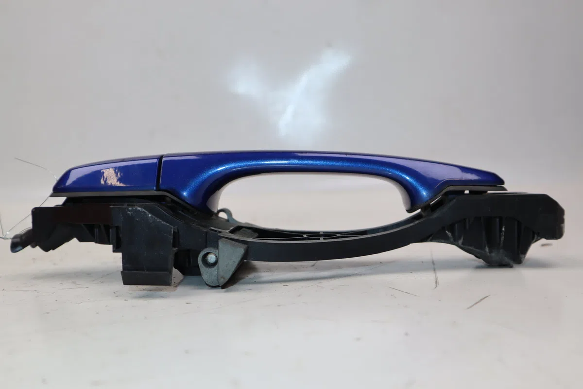 Poignee ext porte ard Volvo V50 (545) 2.0 d (2004-2010) occasion