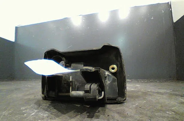 Poignee ext porte coulissante d RENAULT KANGOO 2001 occasion