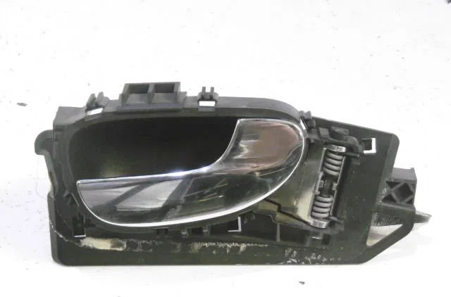 Poignee int porte avd PEUGEOT 307 2006 occasion