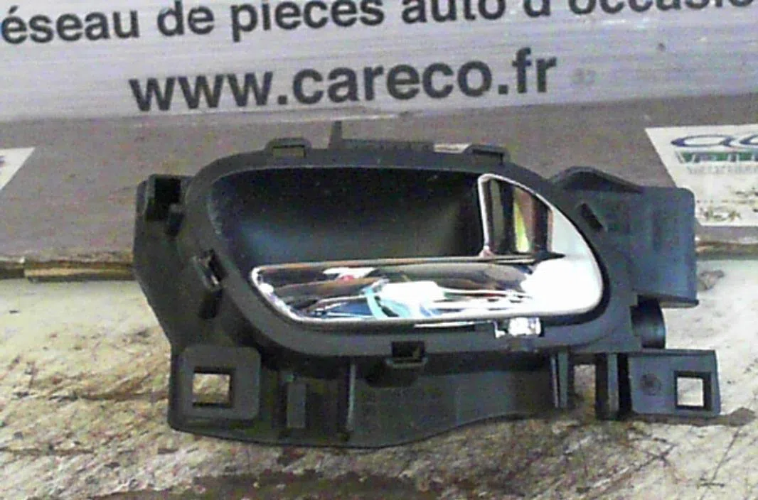 Poignee int porte avd PEUGEOT 308 1  308 1 PHASE 2 occasion