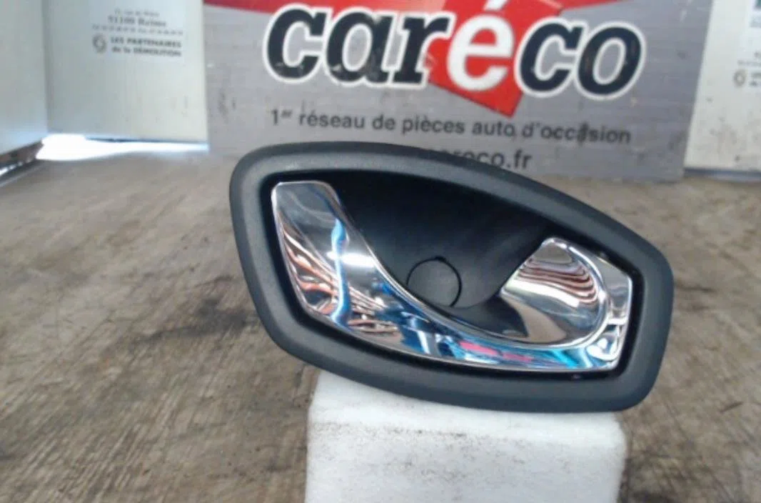 Poignee int porte avd RENAULT GRAND SCENIC 3  GRAND SCENIC 3 PHASE 1 occasion