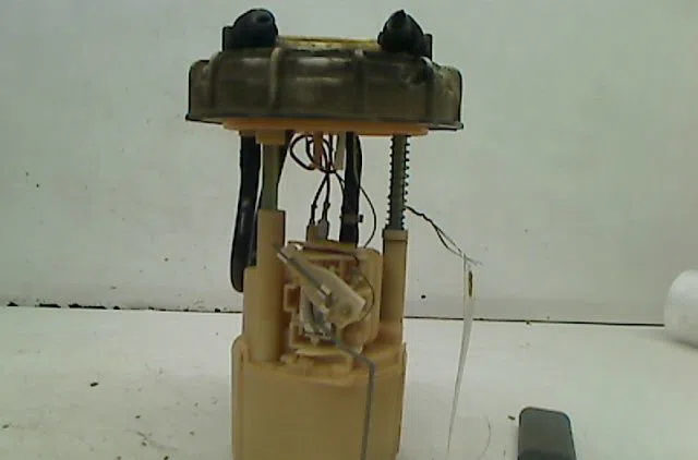 Pompe à carburant immergée FIAT PUNTO I occasion
