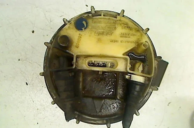 Pompe à carburant immergée FIAT PUNTO I occasion