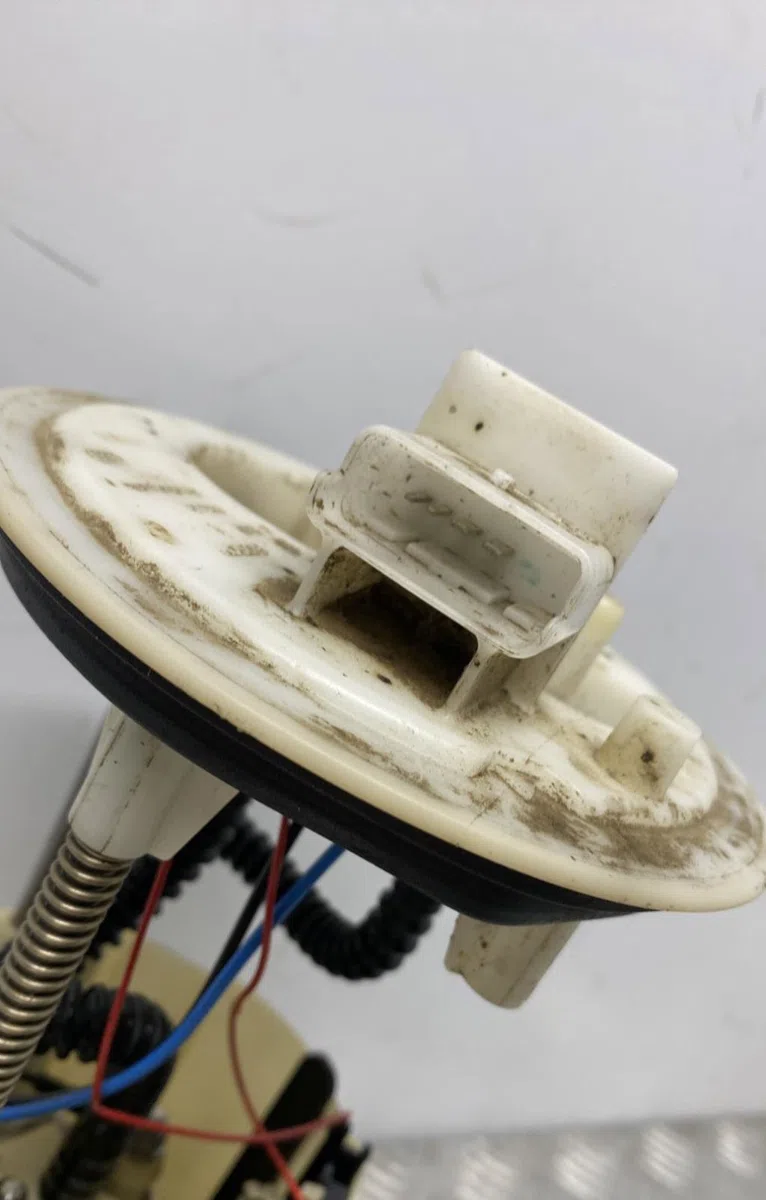 Pompe à carburant immergée OPEL CORSA C PHASE 1 occasion