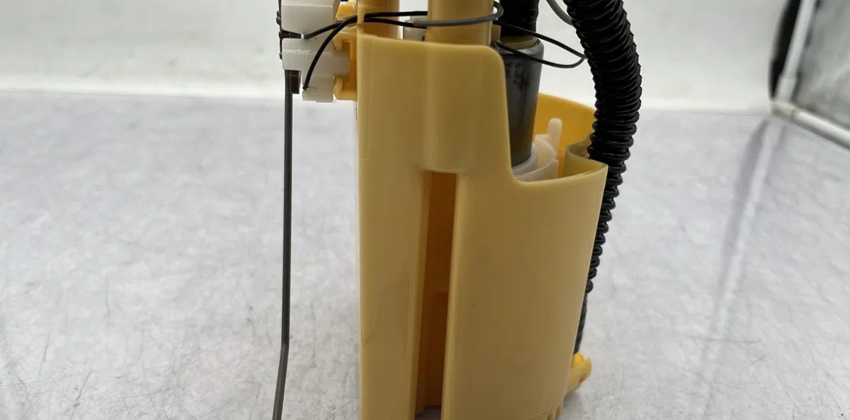 Pompe à carburant immergée RENAULT CLIO 4 PHASE 1 BREAK occasion