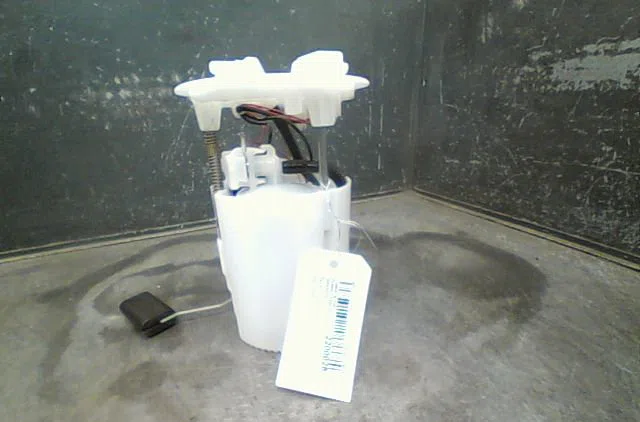 Pompe à carburant immergée Renault TWINGO III (BCM_, BCA_) 1.0 sce 70 (bcmb) (2015) 5 portes occasion