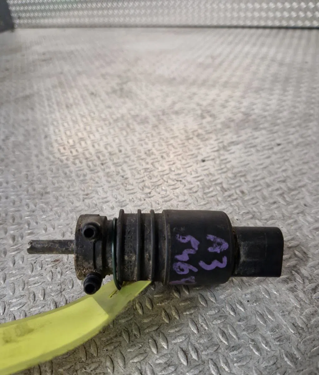 Pompe lave-glace avant AUDI A3 2  A3 2 PHASE 1 occasion