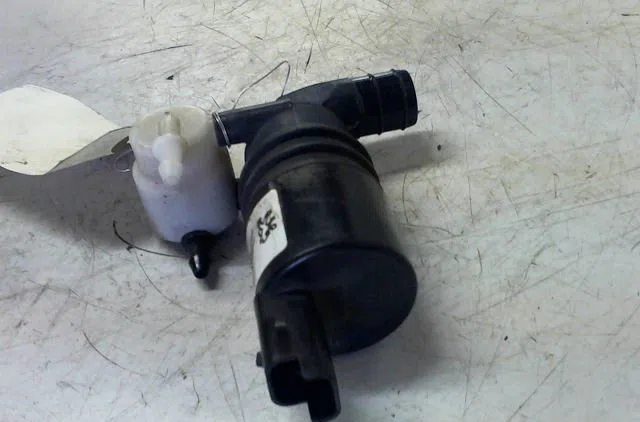 Pompe lave-glace avant PEUGEOT 407 2005 occasion