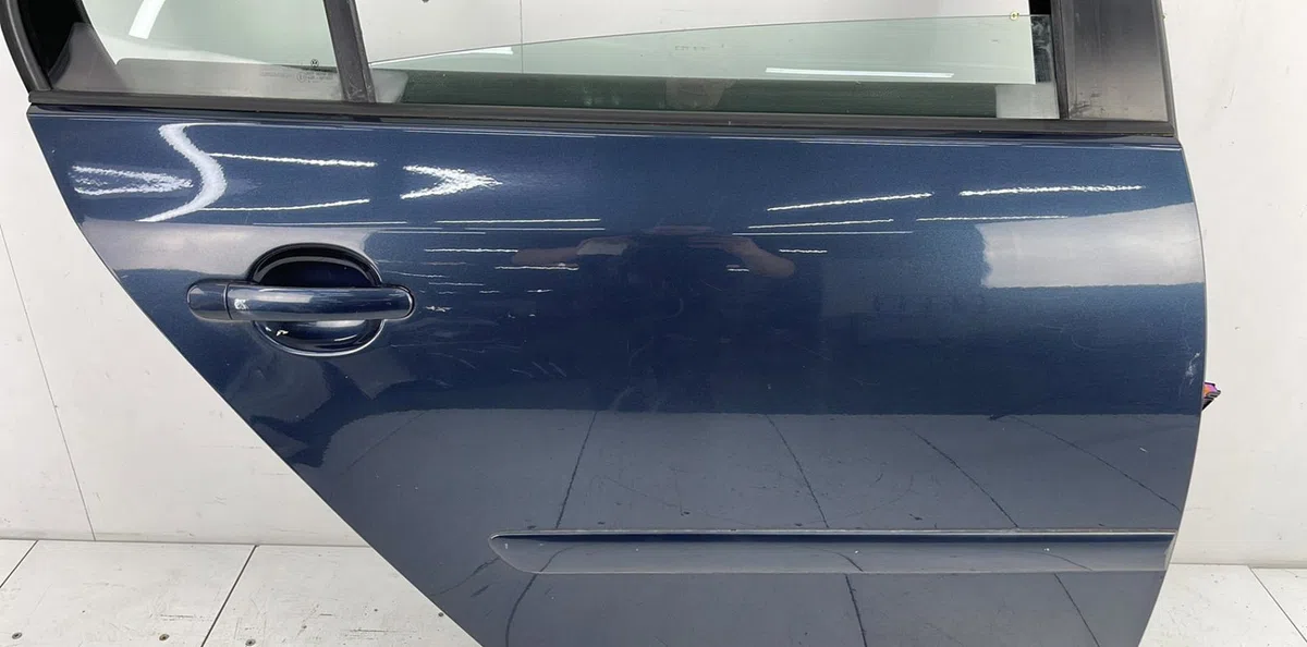 Porte arrière droite VOLKSWAGEN GOLF 5 occasion