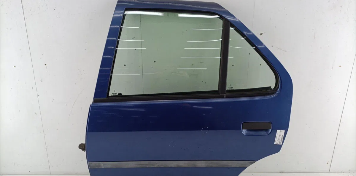 Porte arrière gauche PEUGEOT 306 PHASE 1 occasion