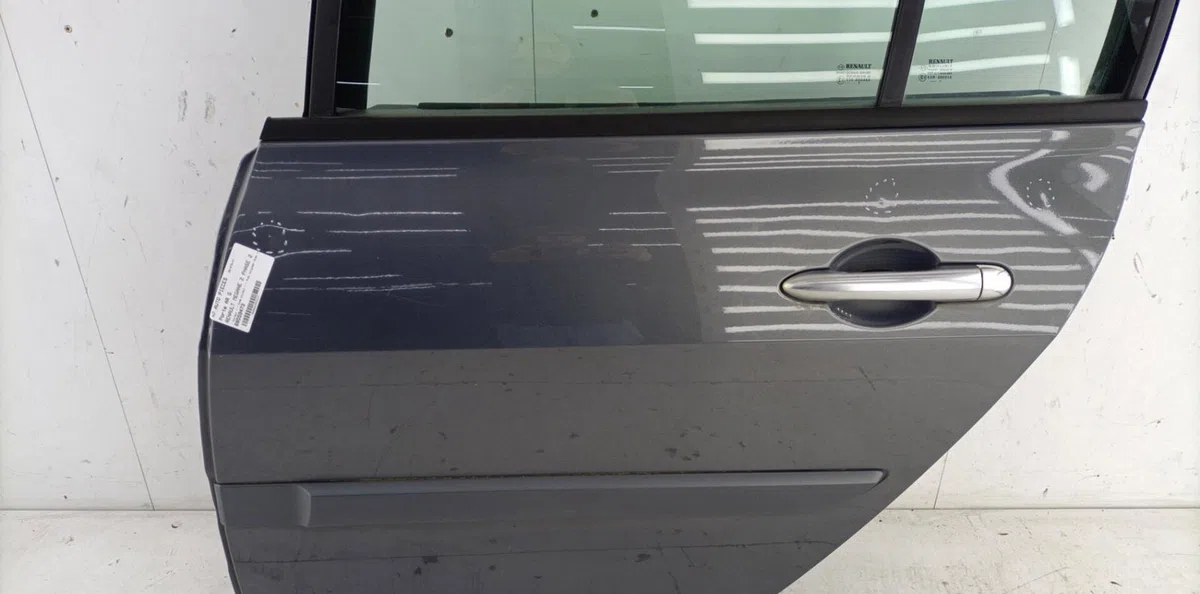 Porte arrière gauche RENAULT MEGANE 2 PHASE 2 occasion