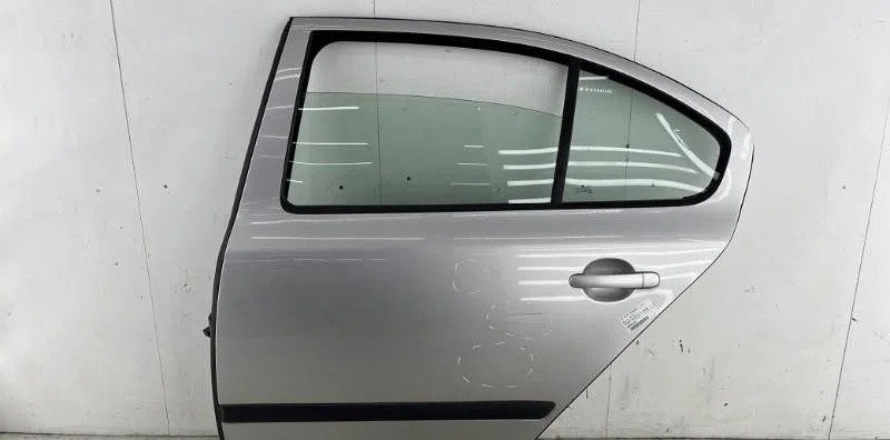 Porte arrière gauche SKODA OCTAVIA 2 PHASE 1 occasion