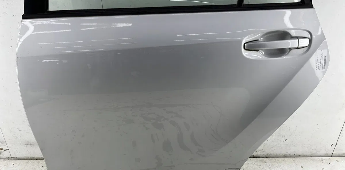 Porte arrière gauche TOYOTA VERSO PHASE 1 occasion