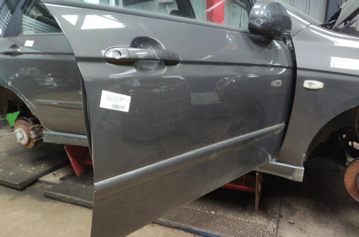 Porte avant droite KIA CERATO occasion