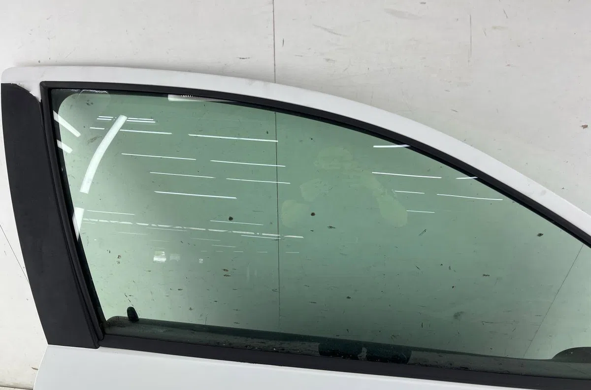 Porte avant droite PEUGEOT 206 PHASE 1 occasion
