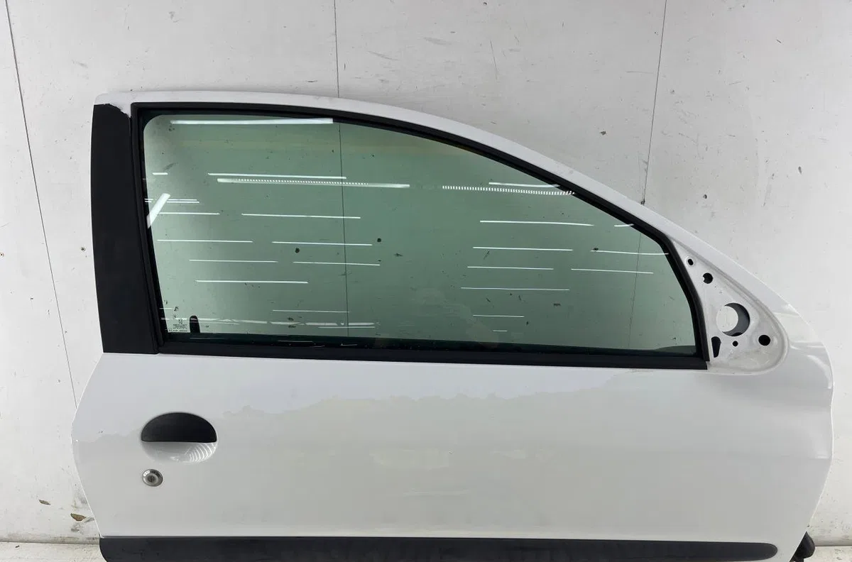 Porte avant droite PEUGEOT 206 PHASE 1 occasion
