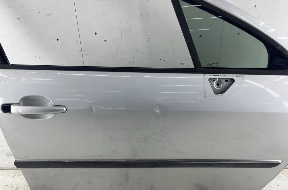 Porte avant droite PEUGEOT 407 PHASE 1 BREAK occasion