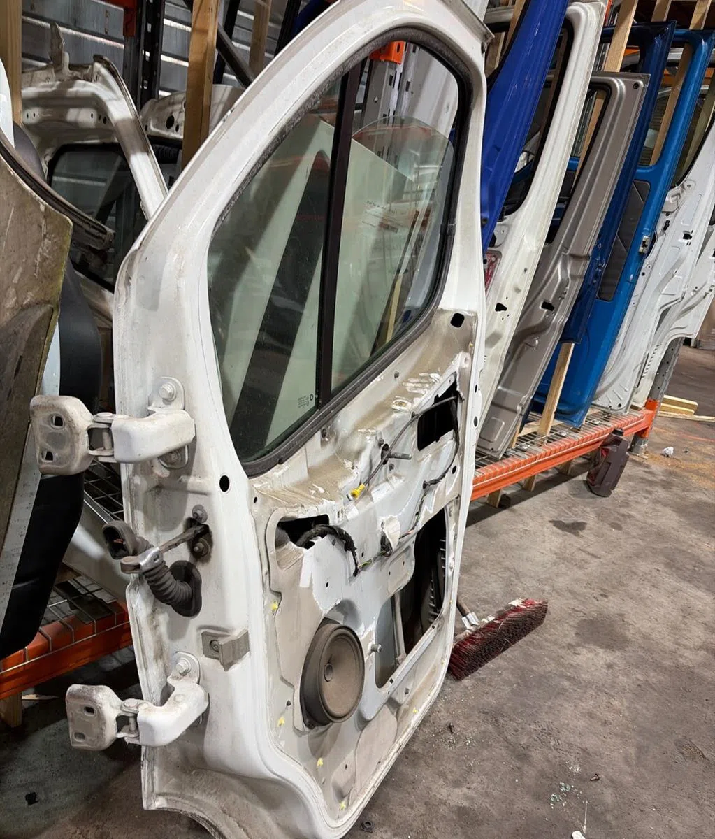 Porte avant droite RENAULT TRAFIC 2 PHASE 2 occasion