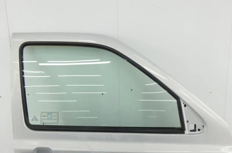 Porte avant droite VOLKSWAGEN VENTO occasion