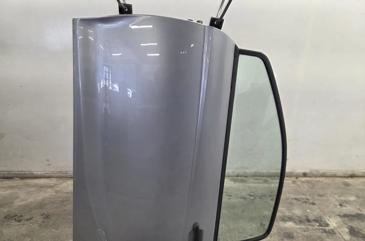 Porte avant gauche AIXAM CITY QUADRICYCLE LEGER occasion