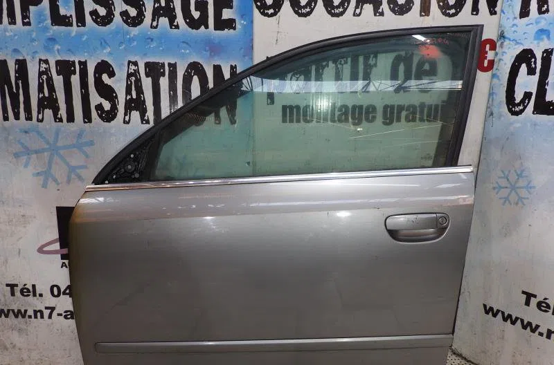 Porte avant gauche AUDI A4 2 AVANT PHASE 1 BREAK occasion