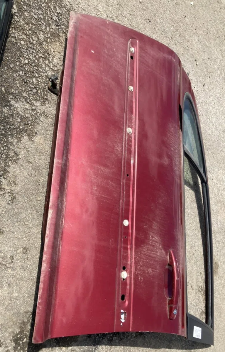 Porte avant gauche PEUGEOT 207 PHASE 1 occasion