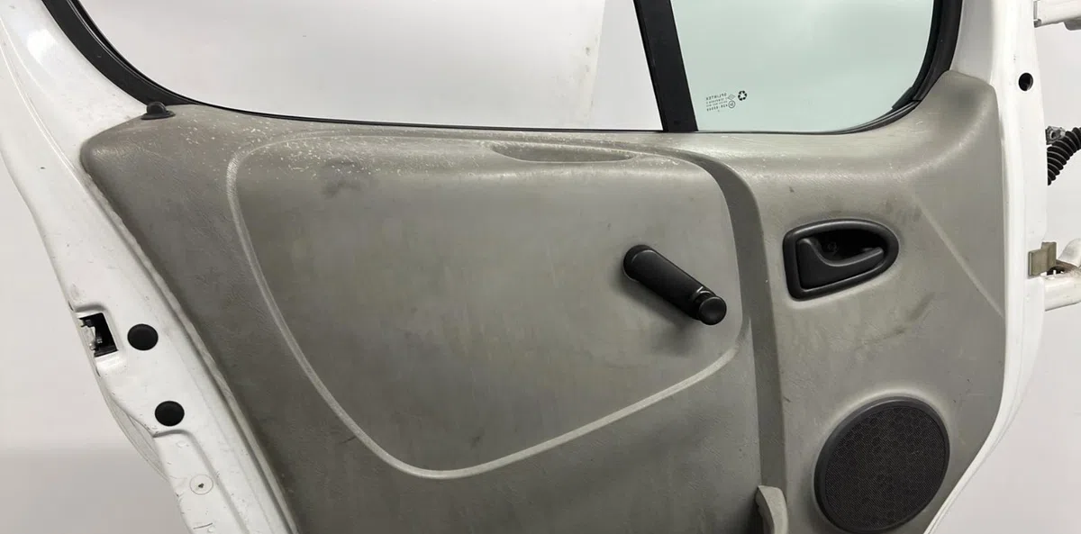Porte avant gauche RENAULT TRAFIC 2 PHASE 1 occasion