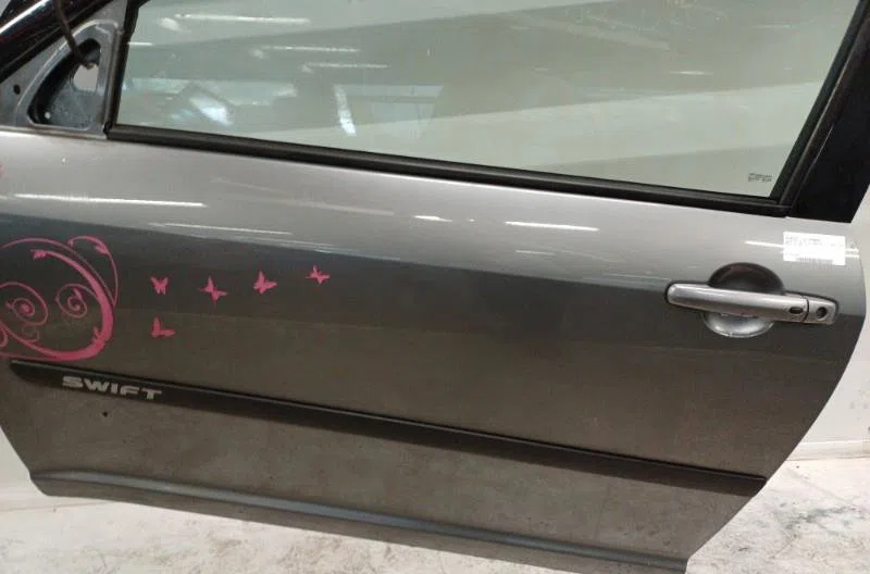Porte avant gauche SUZUKI SWIFT 3 occasion