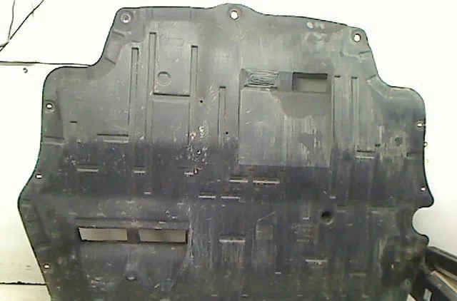 Protection carter huile VOLKSWAGEN PASSAT occasion
