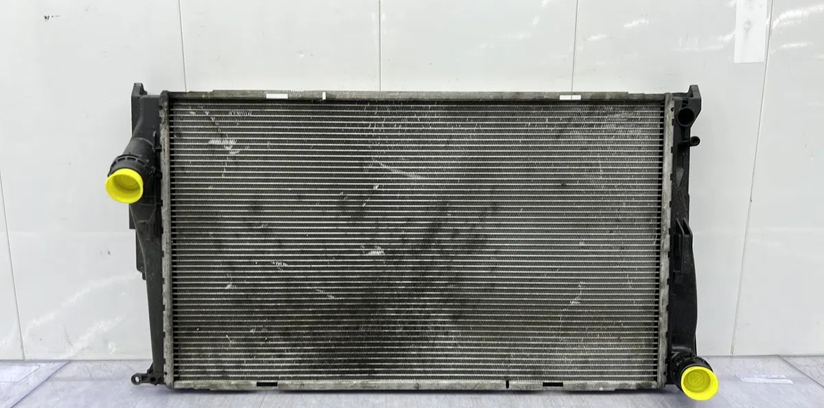 Radiateur BMW SERIE 3 E91 TOURING PHASE 1 BREAK occasion