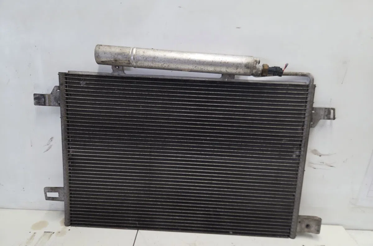 Radiateur - condenseur clim MERCEDES CLASSE A 169 PHASE 1 occasion