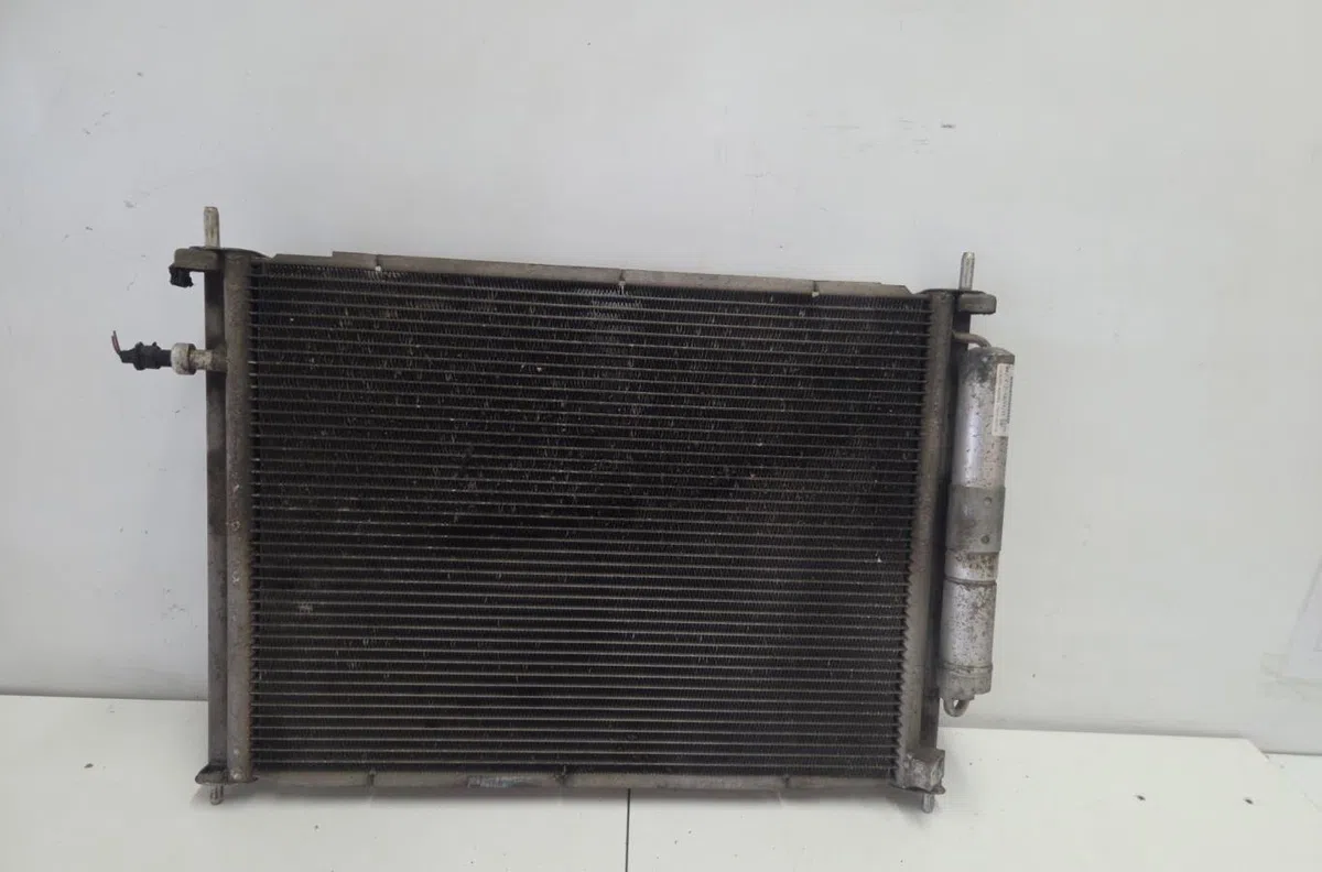 Radiateur - condenseur clim RENAULT CLIO 3 PHASE 2 occasion