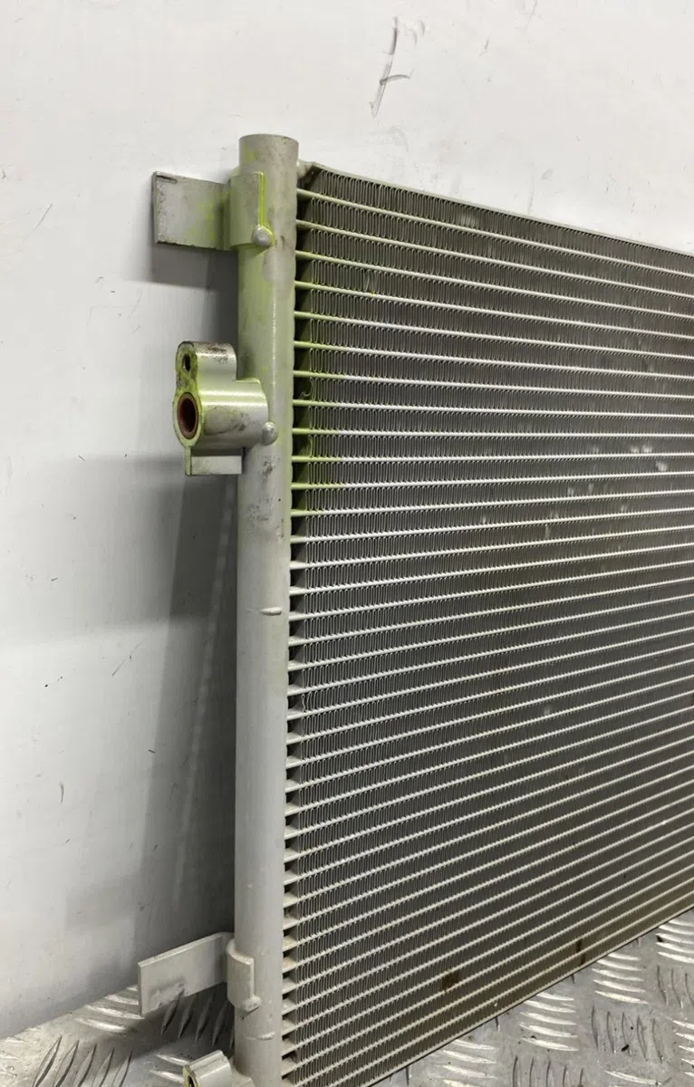 Radiateur - condenseur clim RENAULT MEGANE 2 PHASE 1 occasion