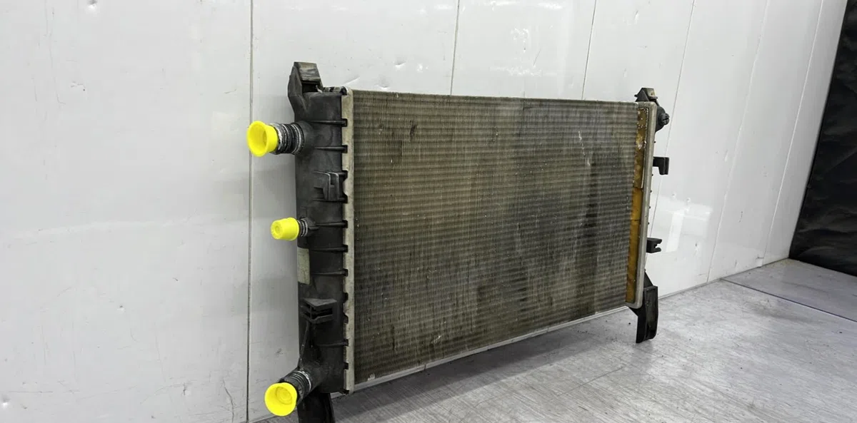 Radiateur FORD FIESTA 3 PHASE 1 occasion