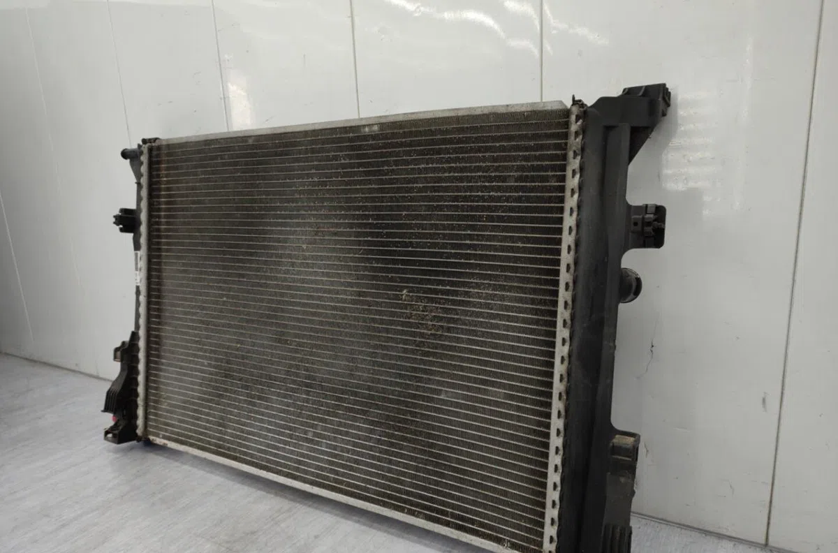 Radiateur MERCEDES CLASSE A 176 PHASE 1 occasion