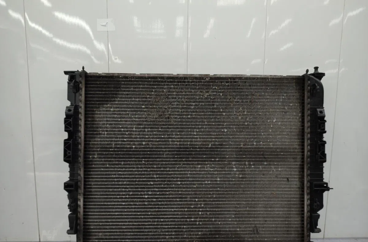 Radiateur MERCEDES CLASSE M 164 PHASE 1 occasion