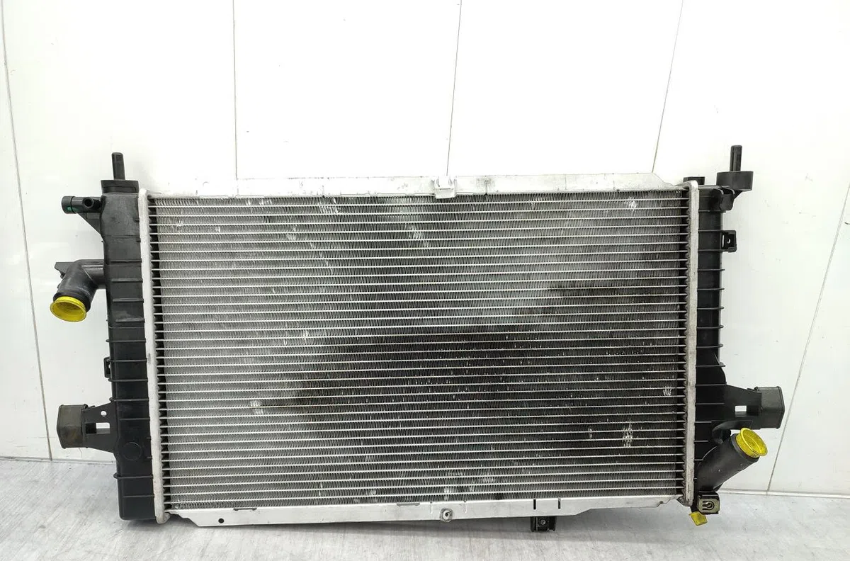 Radiateur OPEL ASTRA H GTC PHASE 1 occasion
