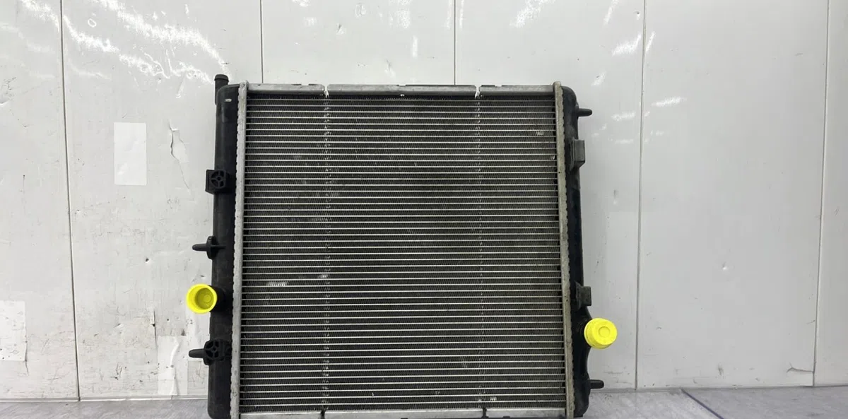 Radiateur PEUGEOT 208 1 PHASE 1 occasion