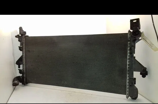 Radiateur Peugeot BOXER Camionnette 2.2 hdi 100 (2006) occasion