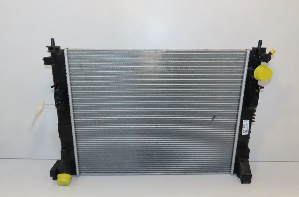 Radiateur Renault CLIO V (B7_) 1.0 sce 65 (b7mg) (2021) occasion