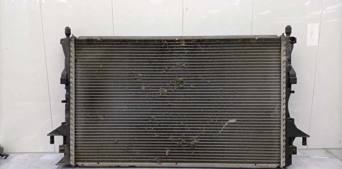 Radiateur RENAULT LAGUNA 2 PHASE 1 BREAK occasion
