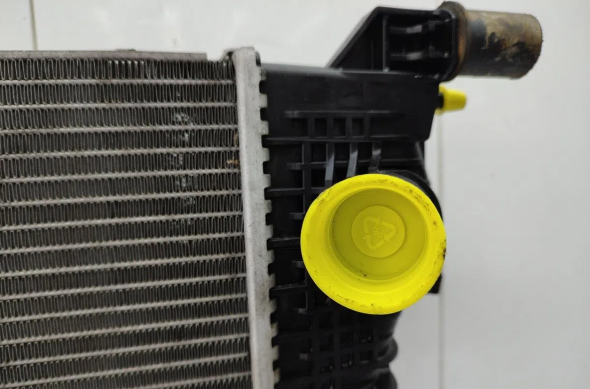 Radiateur RENAULT MEGANE 3 PHASE 1 BREAK occasion