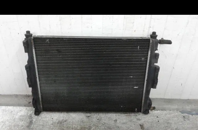 Radiateur Renault MEGANE II Break (KM0-1_) 1.5 dci (km16, km1e) (2005-2008) occasion