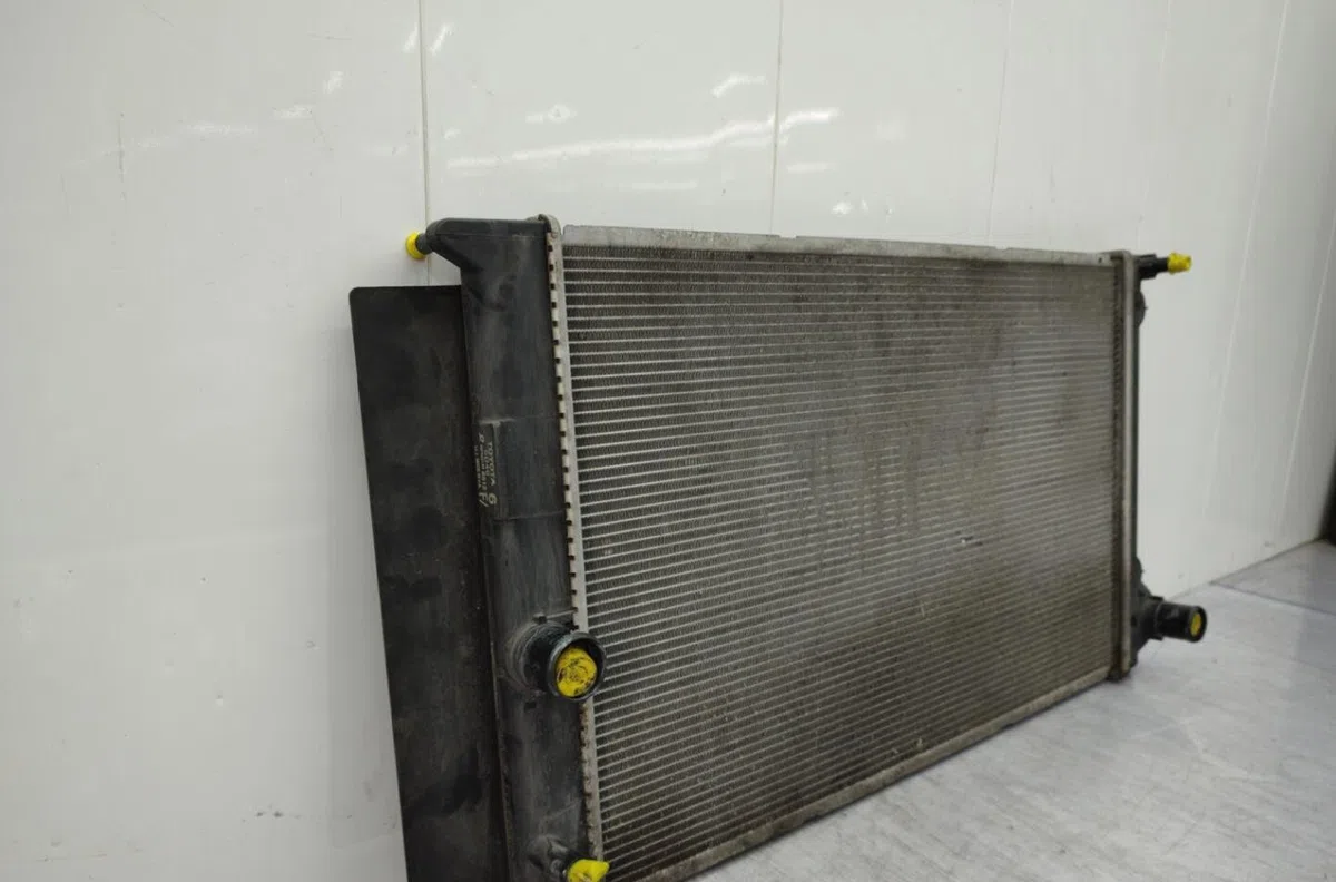 Radiateur TOYOTA AURIS 1 PHASE 1 occasion