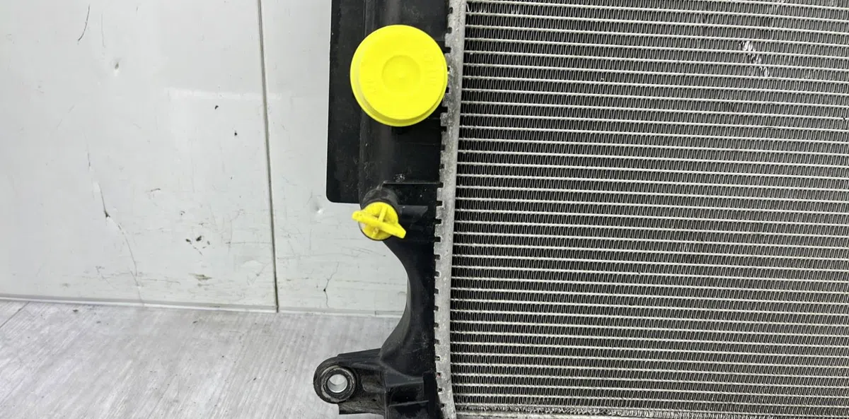 Radiateur TOYOTA AURIS 1 PHASE 1 occasion