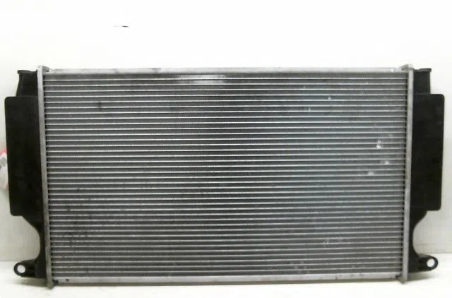 Radiateur Toyota AURIS (_E15_) 2.2 d (ade157_, ade151_) (2006-2012) occasion