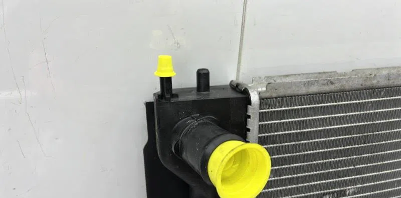 Radiateur TOYOTA COROLLA 10 PHASE 2 occasion